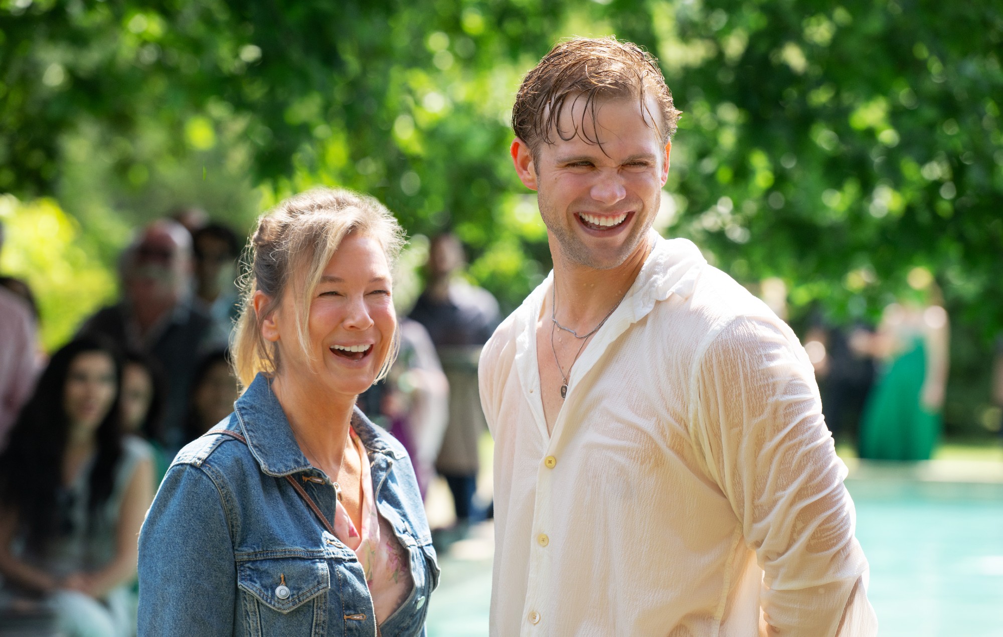 Bridget Jones (Renée Zellweger) and Roxster (Leo Woodall) in 'Bridget Jones: Mad About the Boy'.